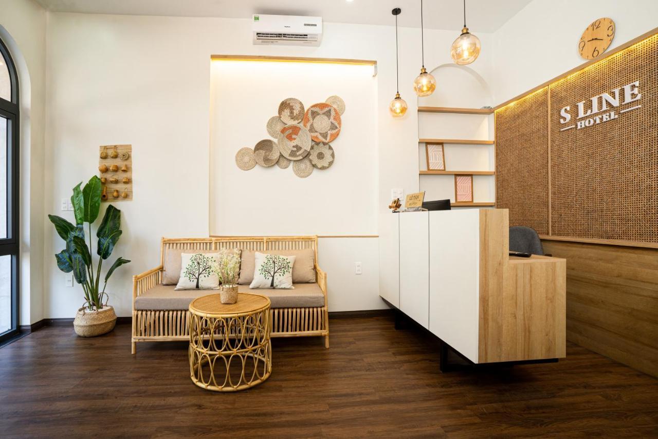 Sline Hotel Hue Exterior foto